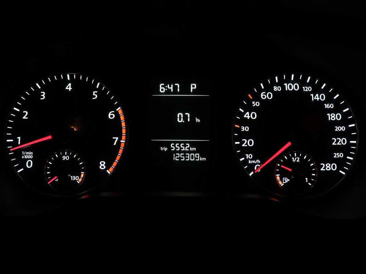 Купить Volkswagen Jetta, 2014, 125 306 км, фото №7