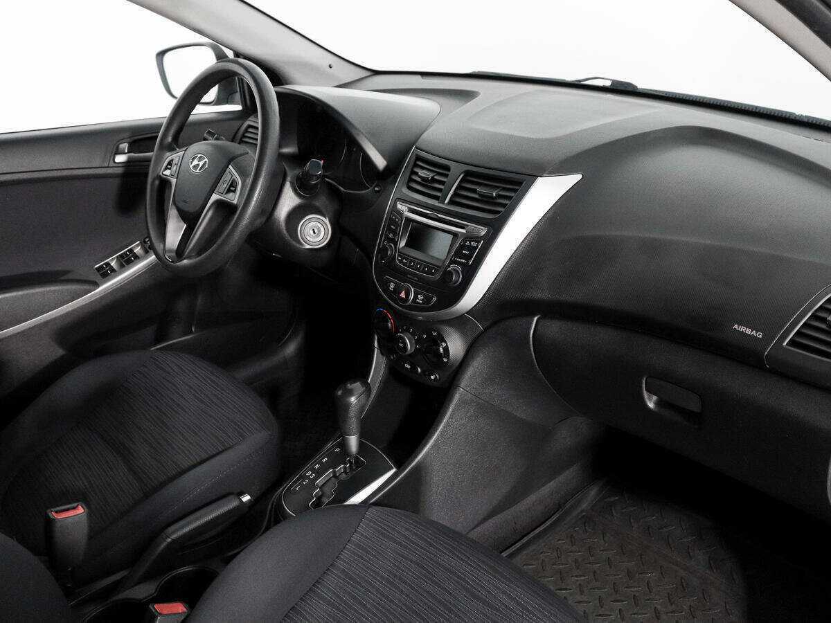 Купить Hyundai Solaris, 2016, 202 090 км, фото №11