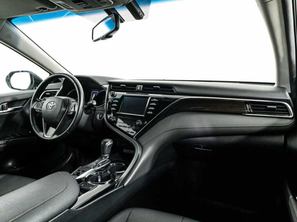 Купить Toyota Camry, 2018, 130 885 км, фото №9