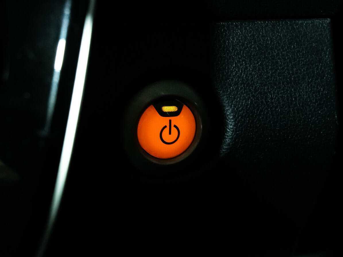 Купить Nissan Leaf, 2013, 107 948 км, фото №13