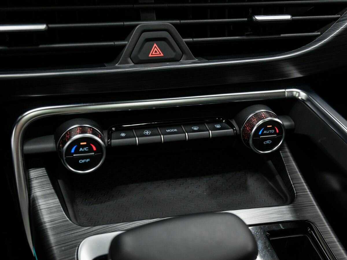 Купить Geely Tugella, 2021, 69 200 км, фото №20