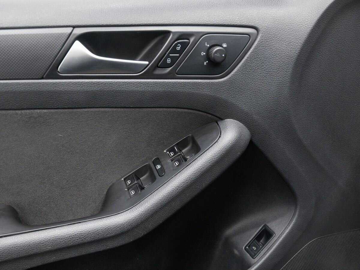 Купить Volkswagen Jetta, 2013, 312 700 км, фото №15