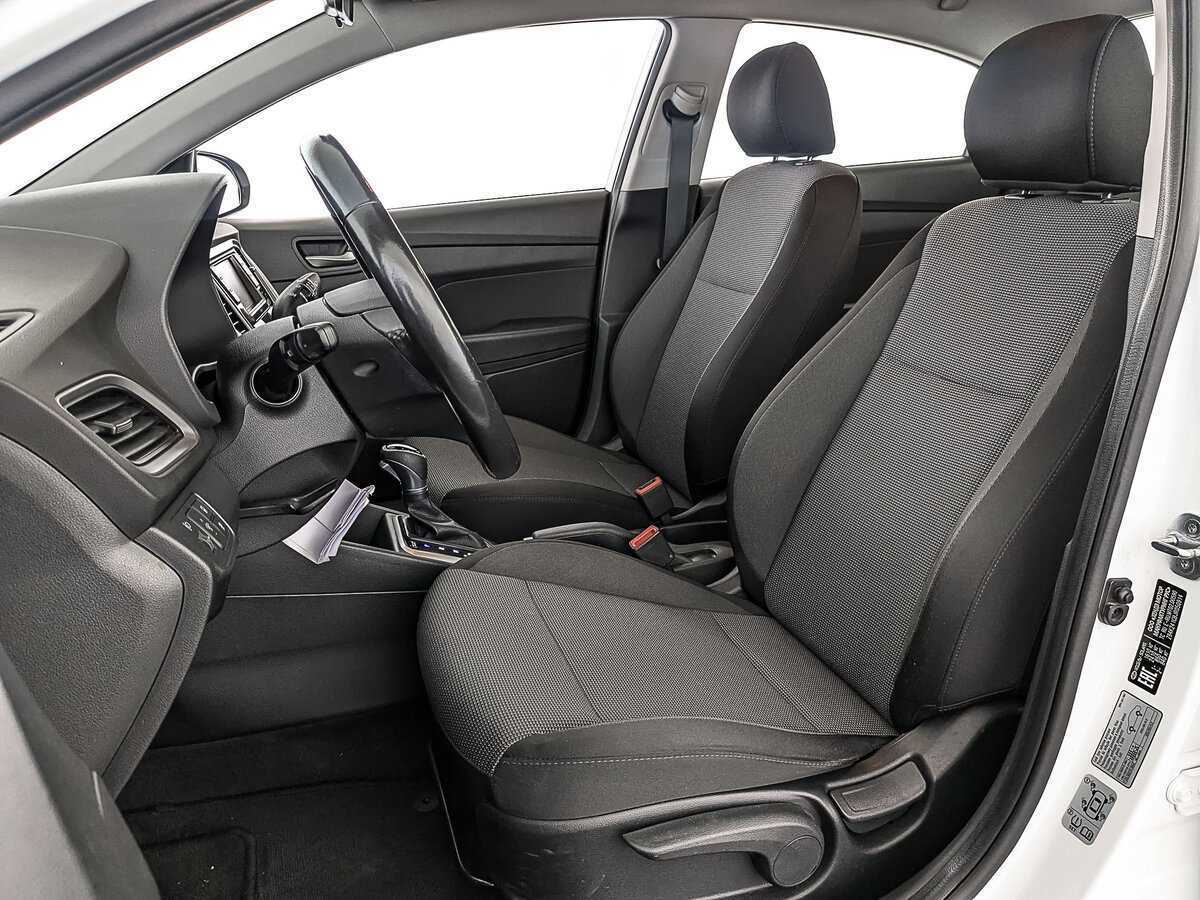 Купить Hyundai Solaris, 2017, 158 808 км, фото №20