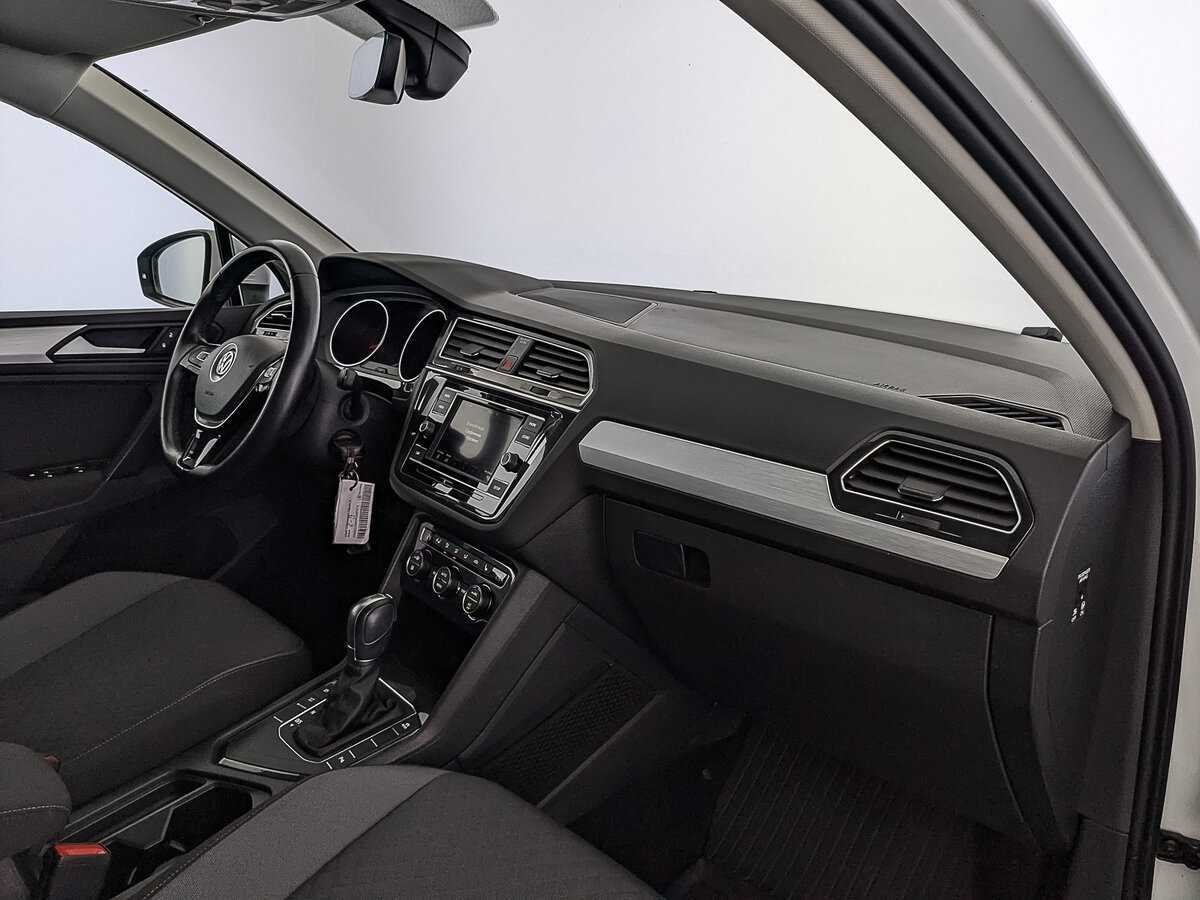 Купить Volkswagen Tiguan, 2018, 92 135 км, фото №13