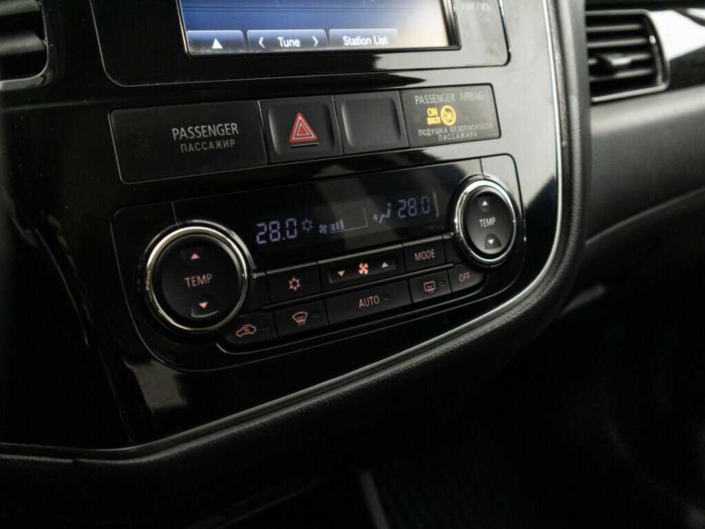 Купить Mitsubishi Outlander, 2016, 168 637 км, фото №20