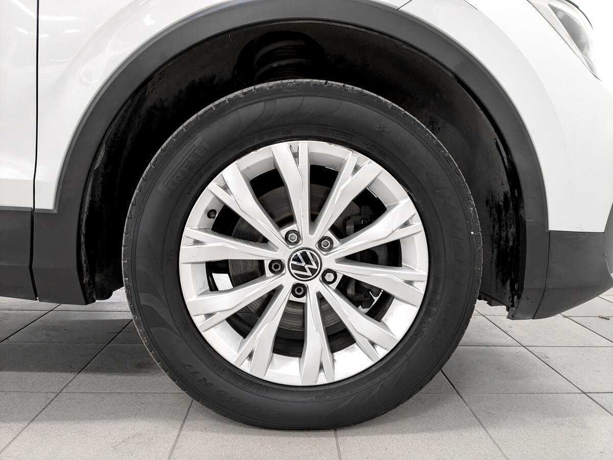 Купить Volkswagen Tiguan, 2021, 158 578 км, фото №18