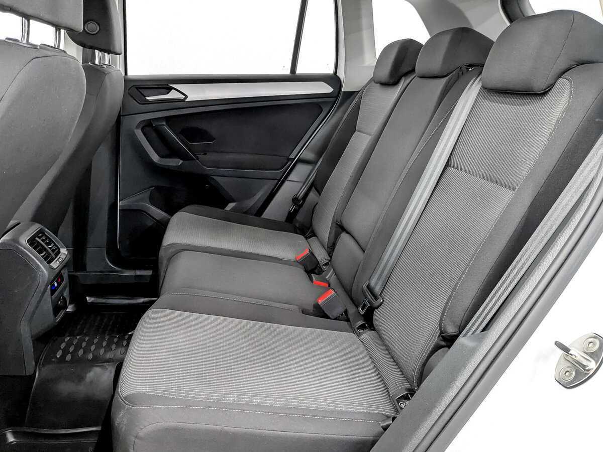 Купить Volkswagen Tiguan, 2021, 156 781 км, фото №11
