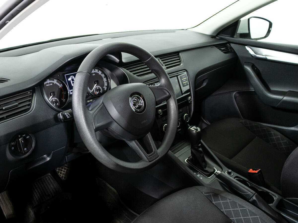 Купить Skoda Octavia, 2018, 137 000 км, фото №11