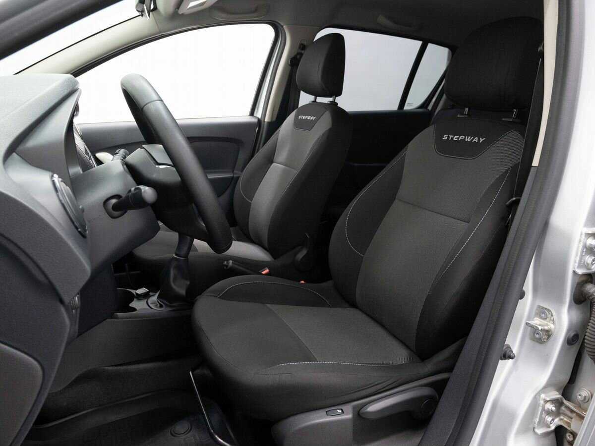 Купить Renault Sandero Stepway, 2020, 56 000 км, фото №8