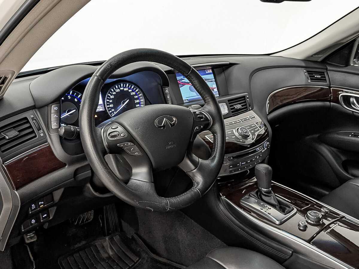 Купить Infiniti Q70, 2016, 88 021 км, фото №15