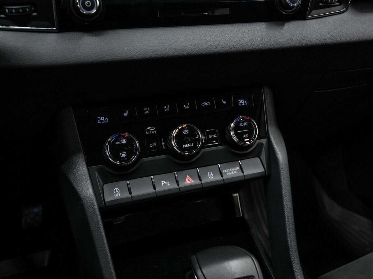 Купить Skoda Karoq, 2020, 84 000 км, фото №19