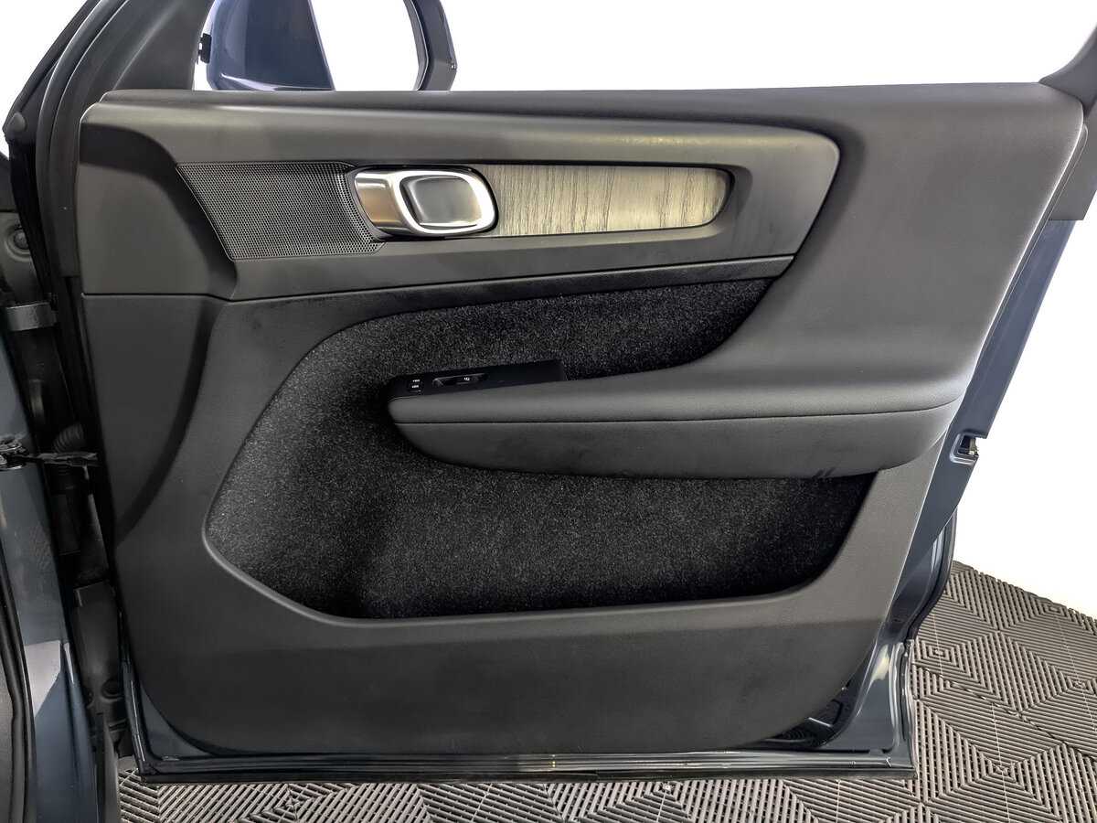 Купить Volvo XC40, 2019, 78 354 км, фото №23