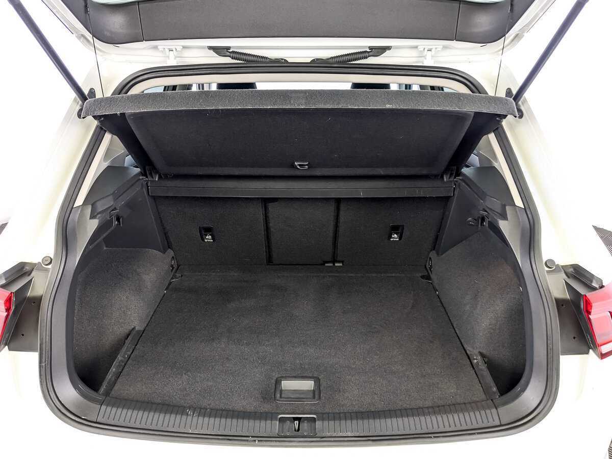 Купить Volkswagen Tiguan, 2020, 93 428 км, фото №10