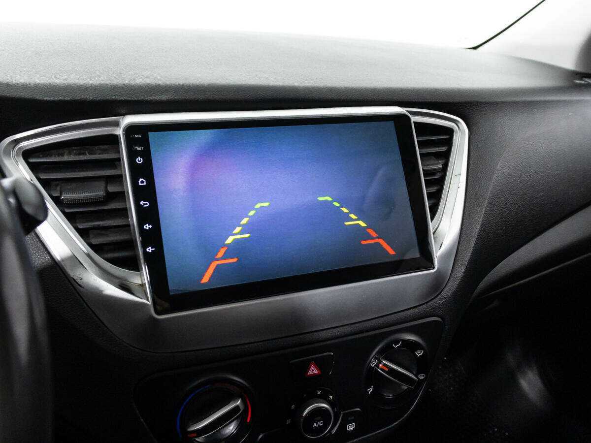 Купить Hyundai Solaris, 2017, 327 514 км, фото №15