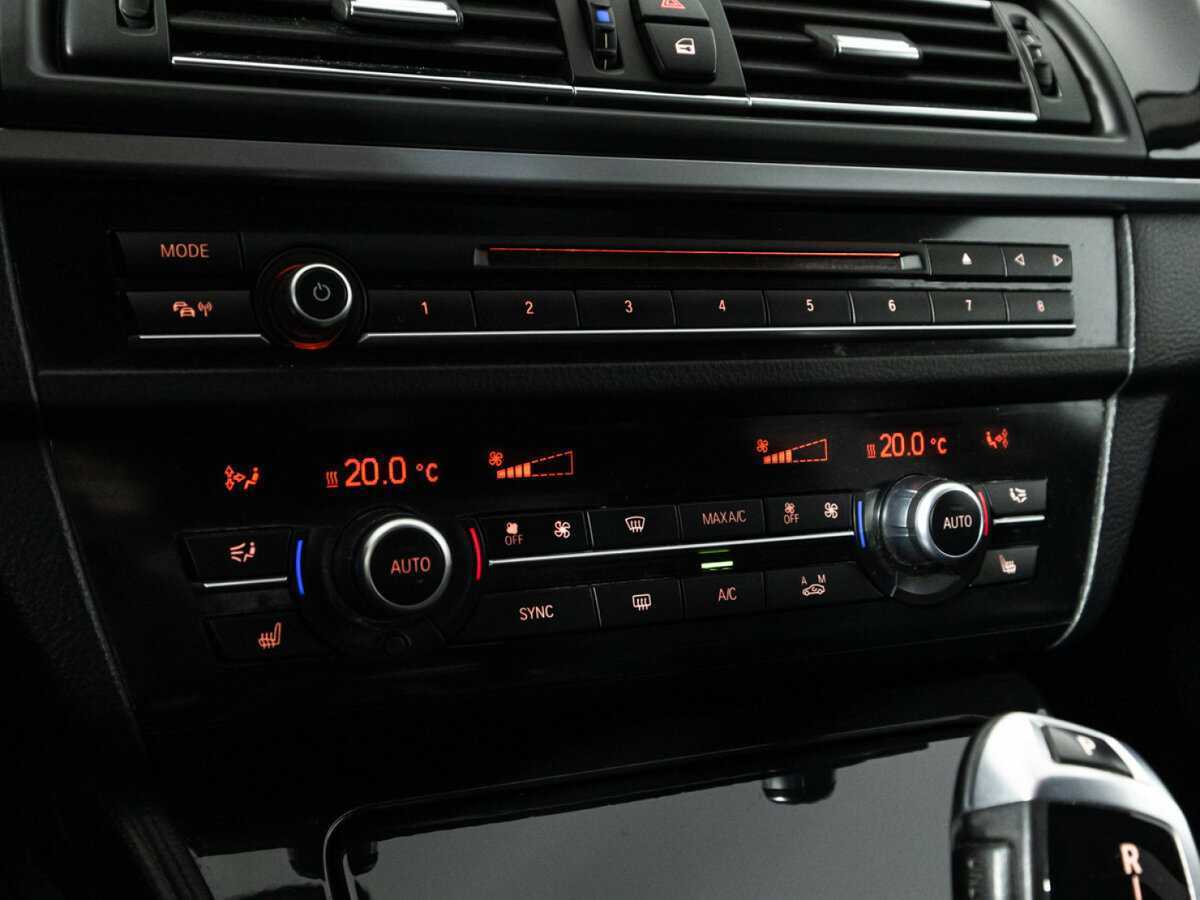 Купить BMW 5 серии 528i xDrive, 2014, 224 261 км, фото №20