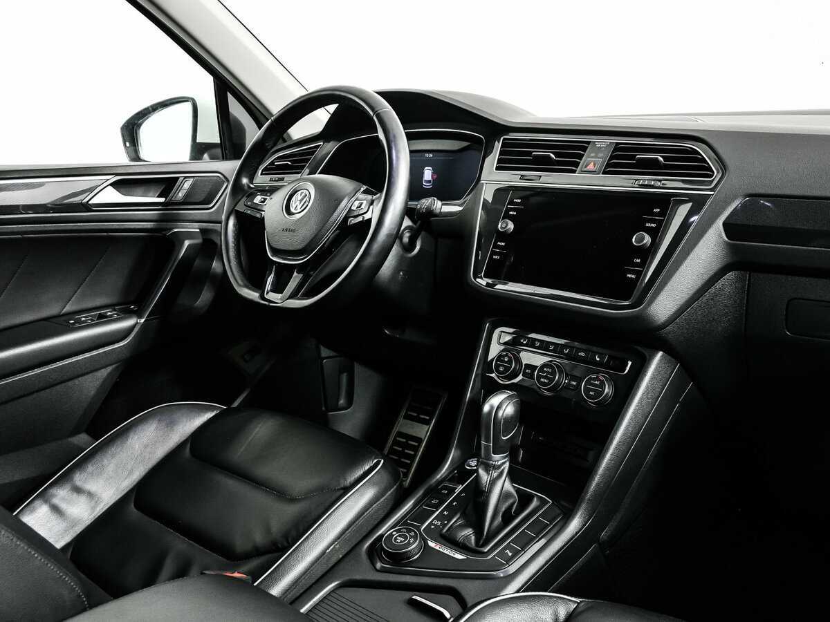 Купить Volkswagen Tiguan, 2018, 129 688 км, фото №9