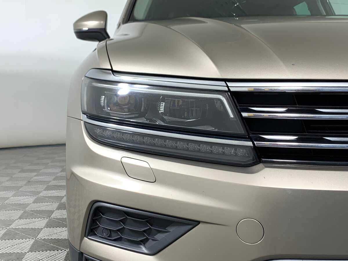 Купить Volkswagen Tiguan, 2017, 107 343 км, фото №10