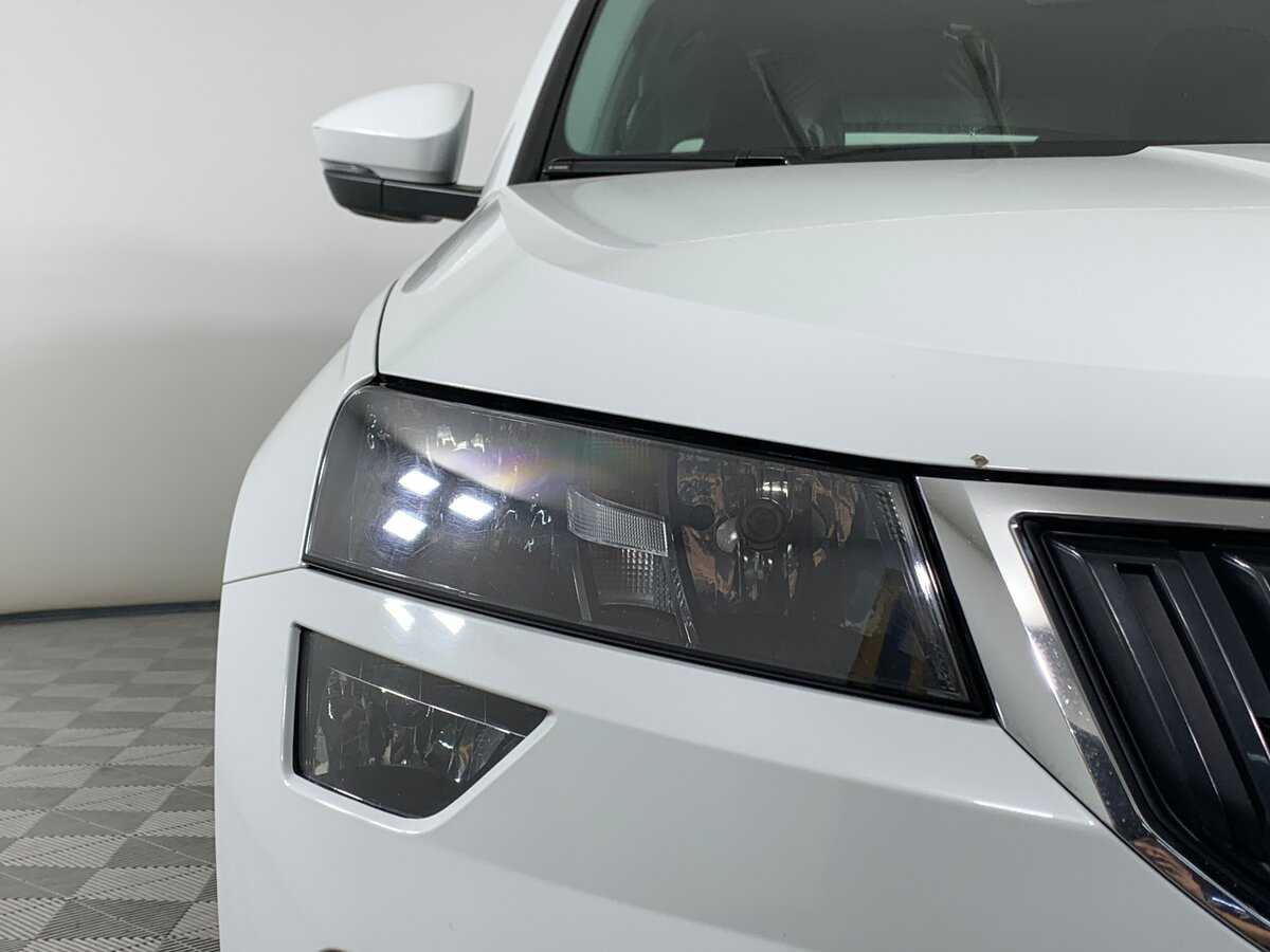 Купить Skoda Karoq, 2020, 98 431 км, фото №10
