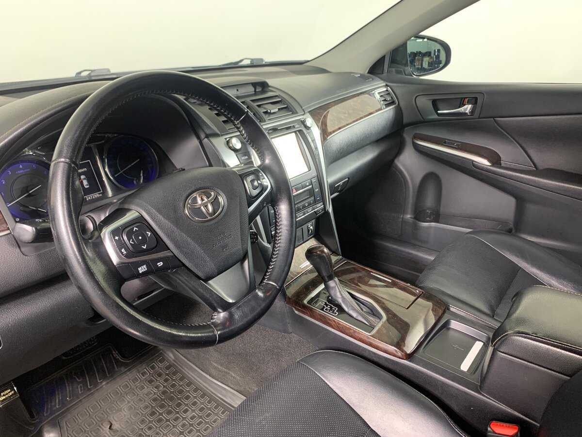 Купить Toyota Camry, 2016, 247 297 км, фото №10