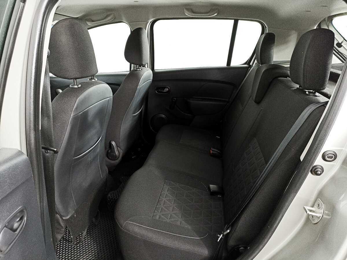 Купить Renault Sandero Stepway, 2017, 49 571 км, фото №10