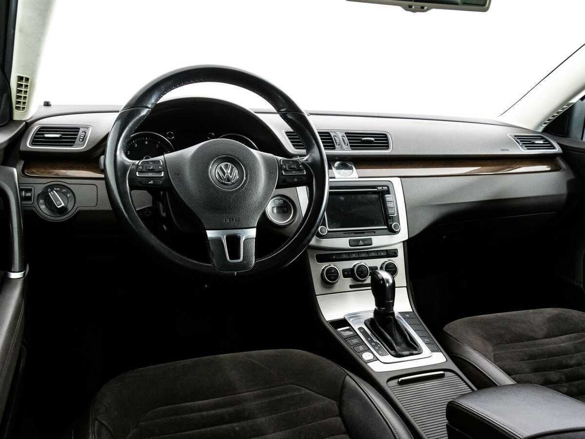 Купить Volkswagen Passat, 2012, 245 842 км, фото №8