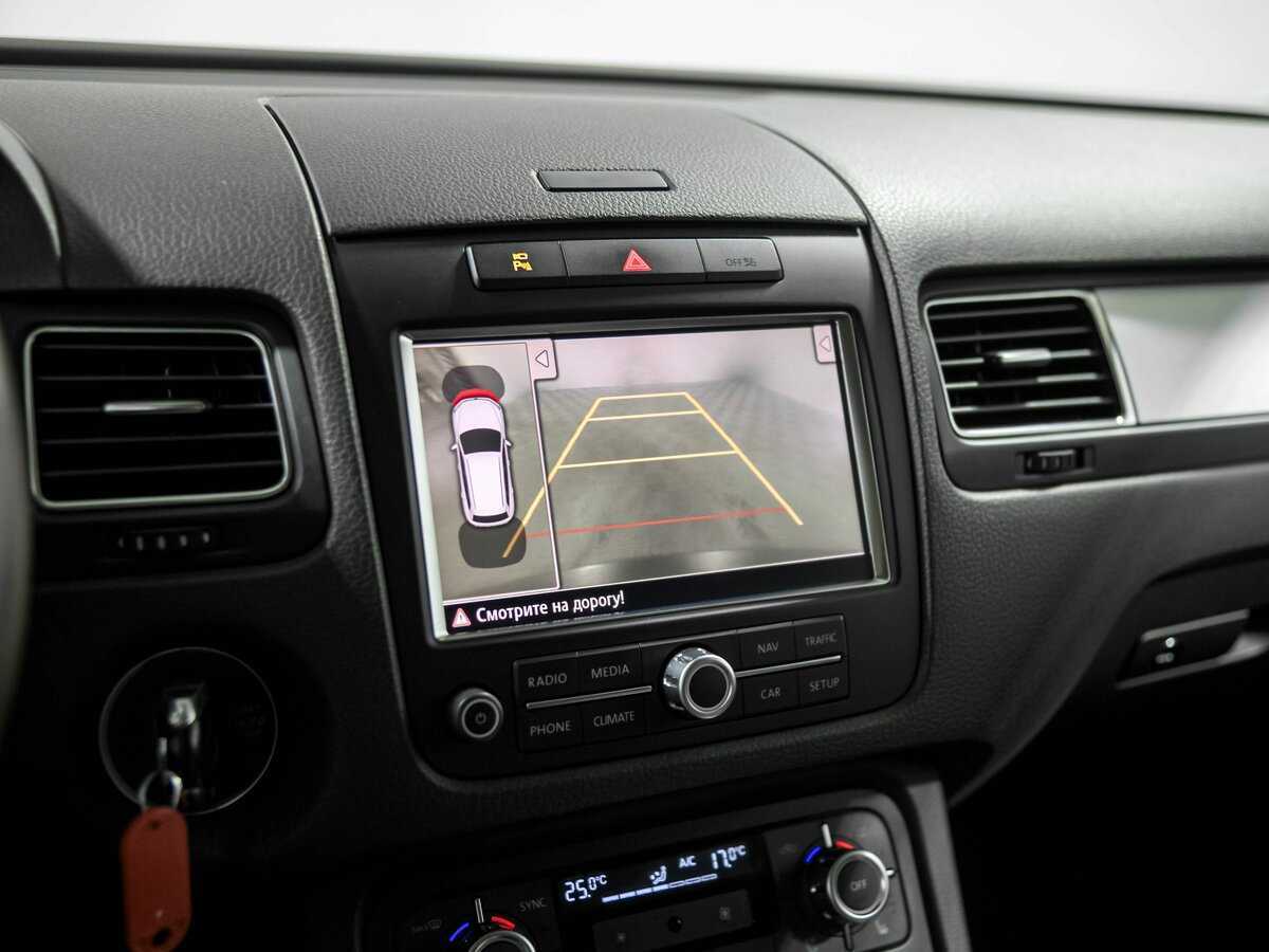 Купить Volkswagen Touareg, 2013, 127 425 км, фото №11