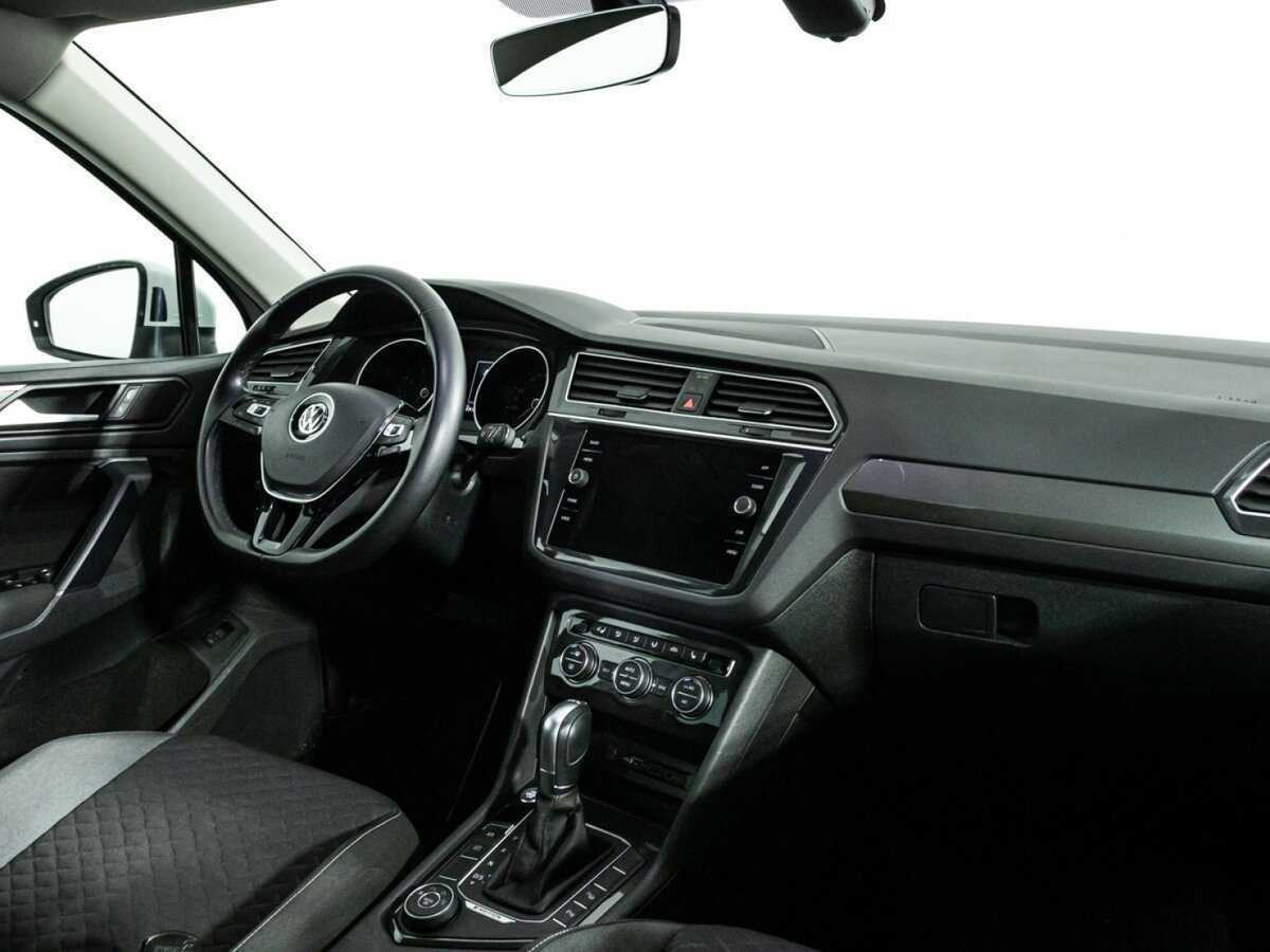 Купить Volkswagen Tiguan, 2018, 83 509 км, фото №9