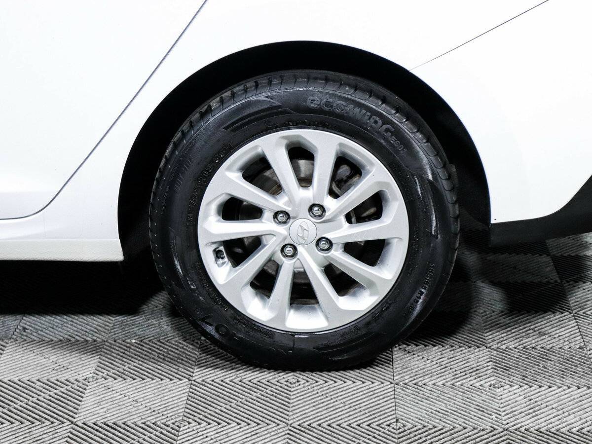 Купить Hyundai Solaris, 2021, 97 000 км, фото №15