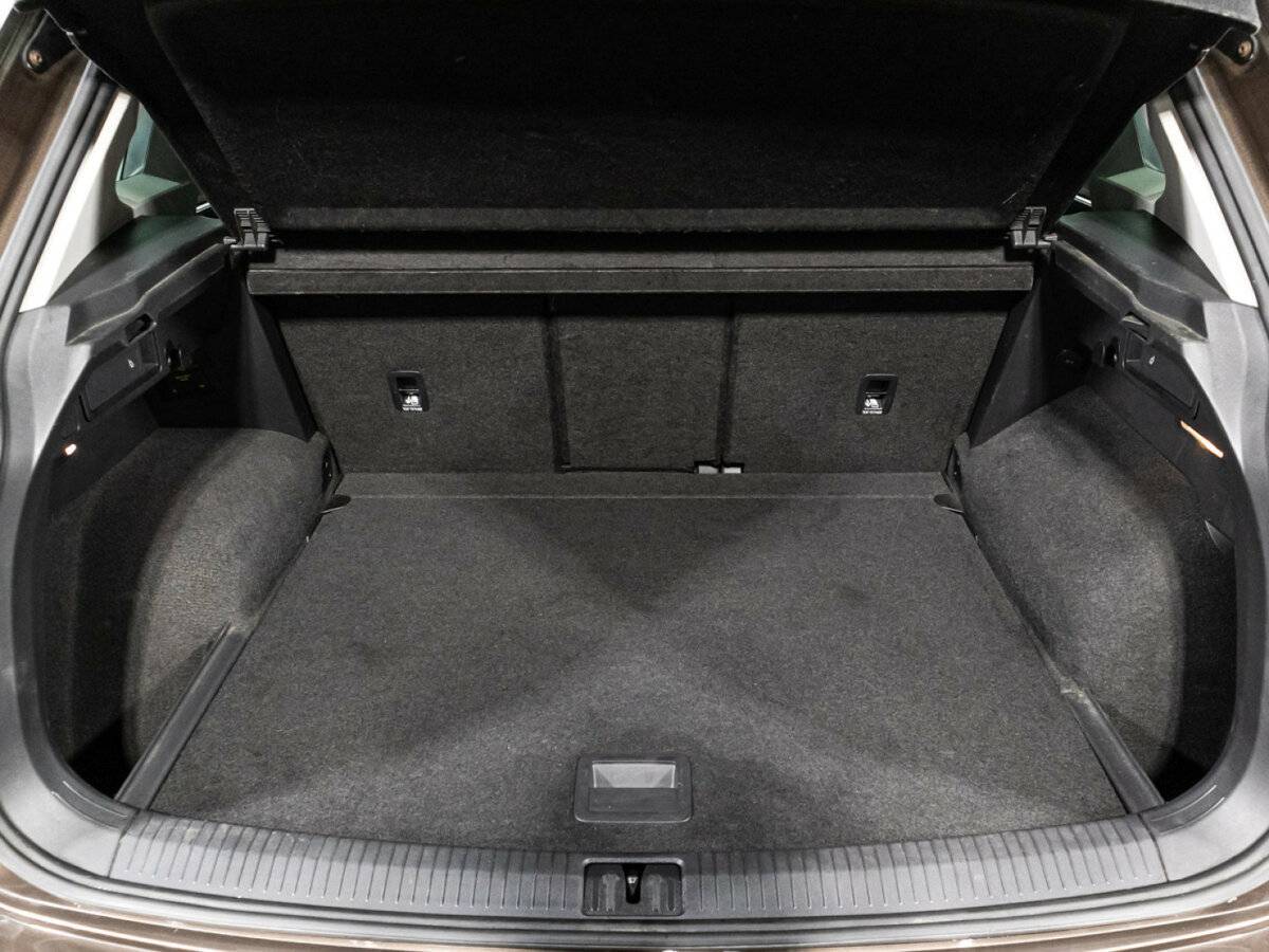 Купить Volkswagen Tiguan, 2017, 140 800 км, фото №15