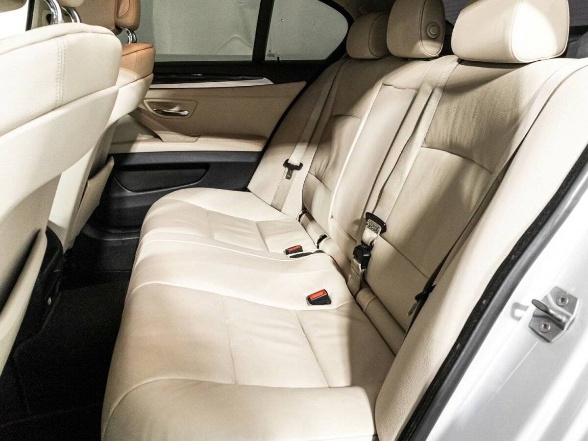 Купить BMW 5 серии 528i xDrive, 2013, 127 784 км, фото №10