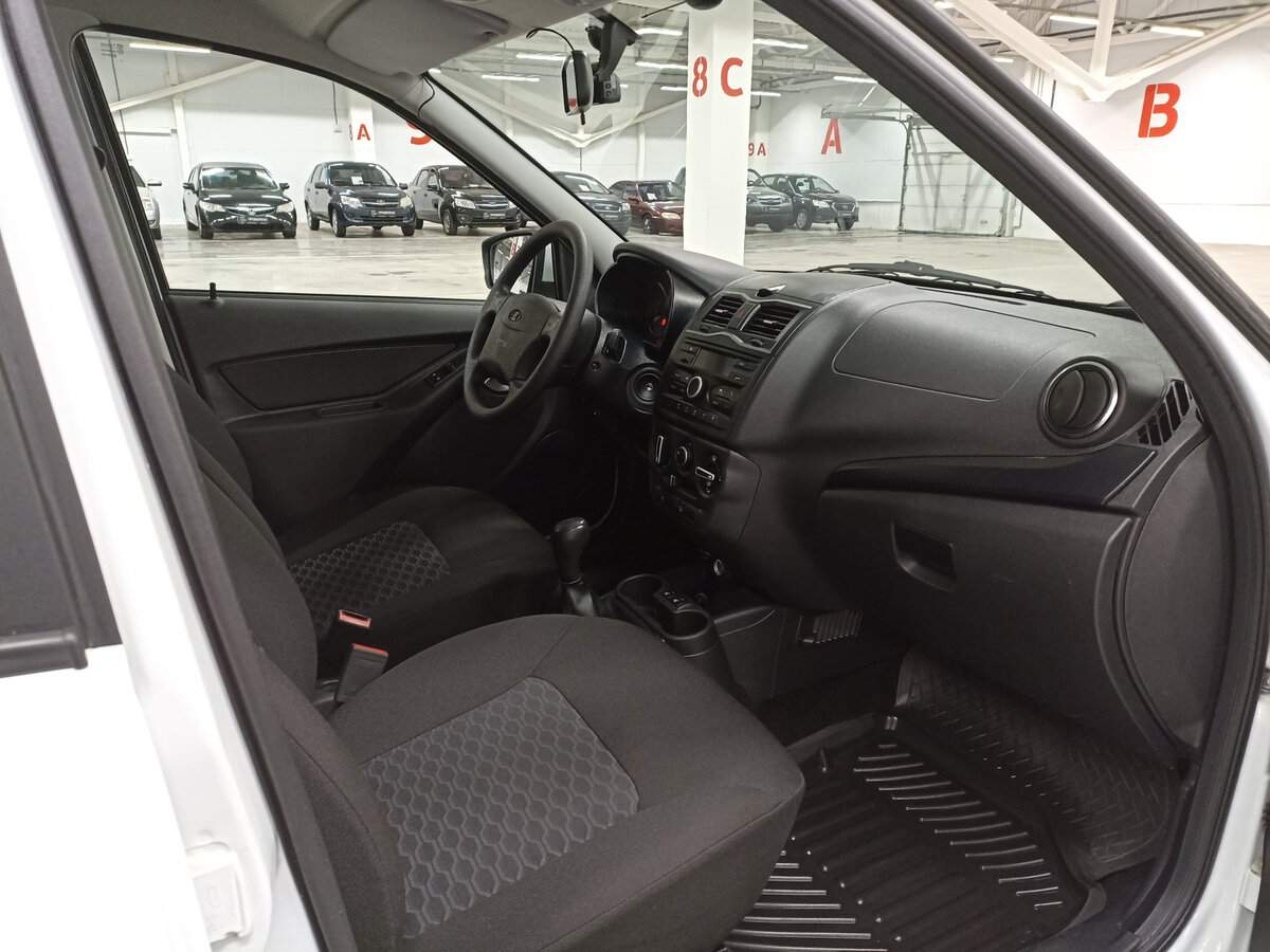 Купить Lada (ВАЗ) Granta, 2023, 33 165 км, фото №11