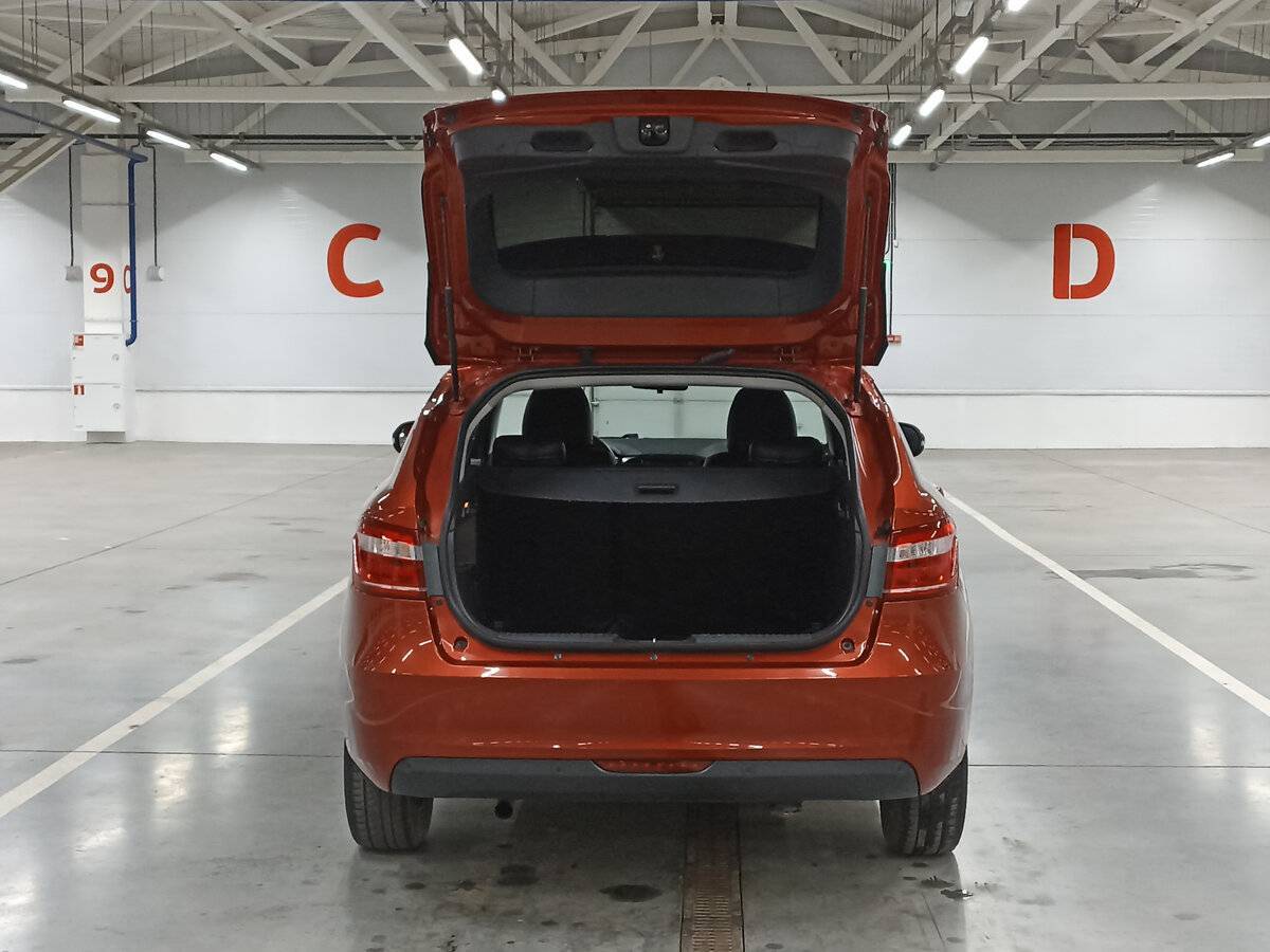 Купить Lada (ВАЗ) Vesta SW, 2020, 143 101 км, фото №10