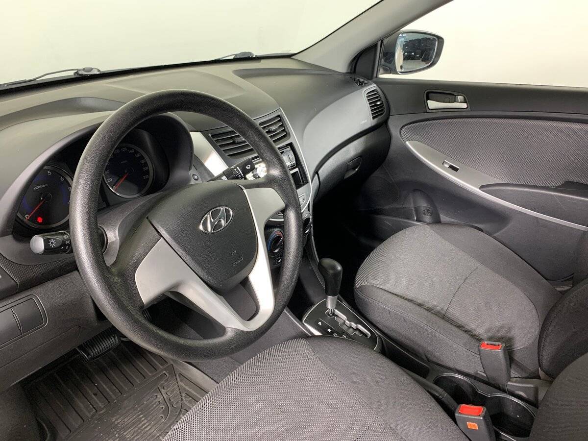 Купить Hyundai Solaris, 2012, 89 371 км, фото №11