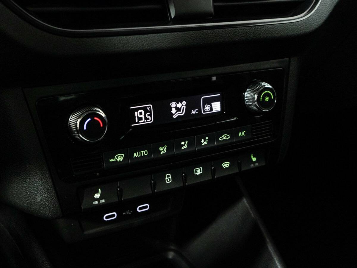 Купить Skoda Rapid, 2021, 117 572 км, фото №17