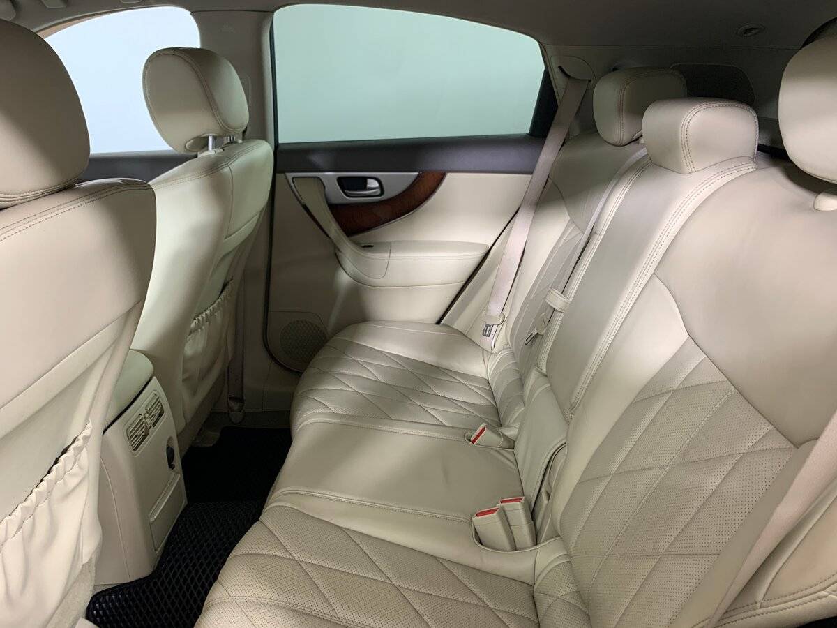 Купить Infiniti FX30d, 2012, 200 327 км, фото №20