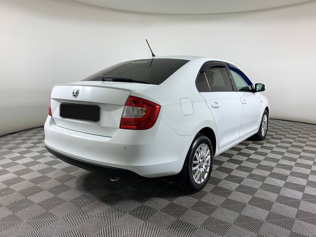 Купить Skoda Rapid, 2015, 170 380 км, фото №5