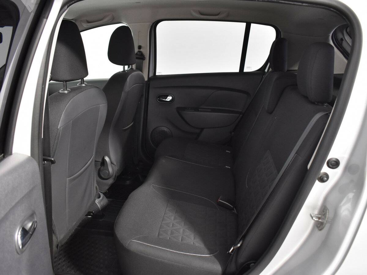 Купить Renault Sandero Stepway, 2017, 127 367 км, фото №9