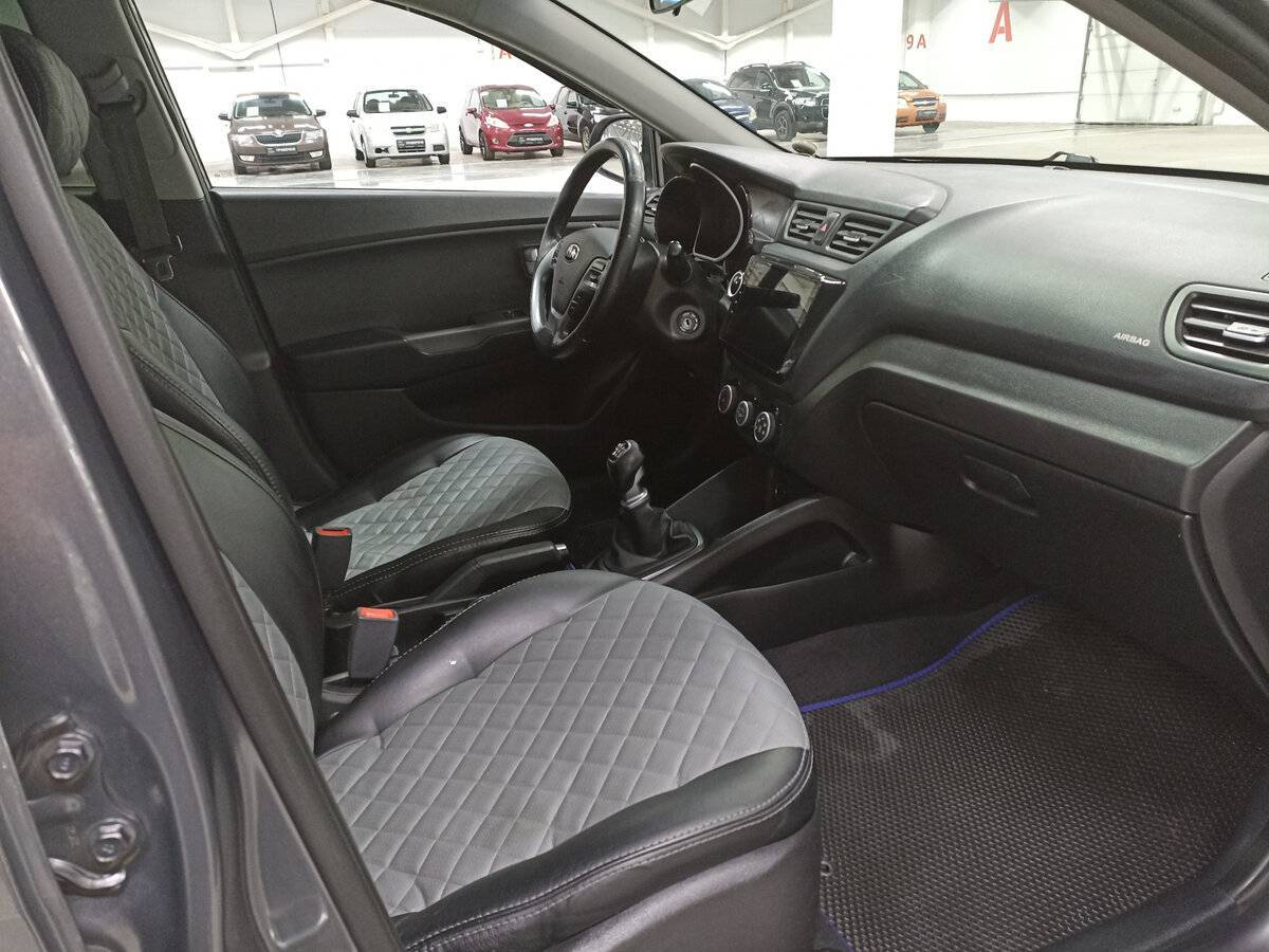 Купить Kia Rio, 2016, 169 392 км, фото №11