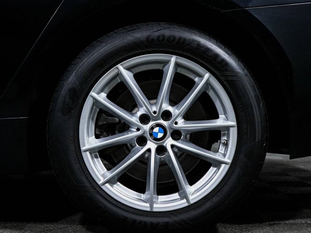 Купить BMW 5 серии 520d xDrive, 2018, 172 819 км, фото №15