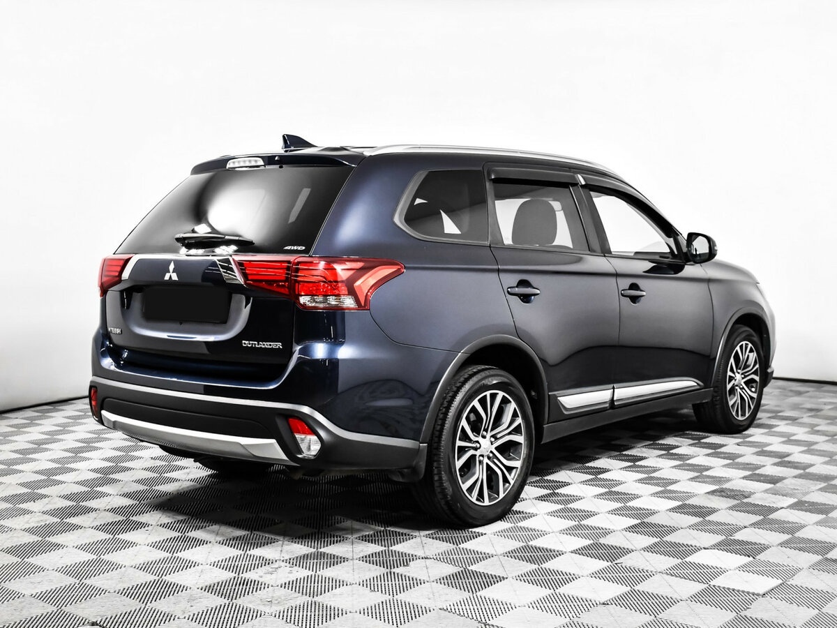 Купить Mitsubishi Outlander III Рестайлинг 2, 2018, 108 365 км, фото №4