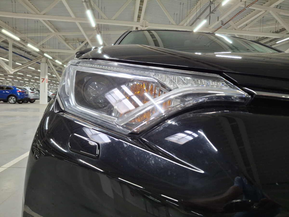 Купить Toyota RAV4 IV (XA40) Рестайлинг, 2019, 81 575 км, фото №17