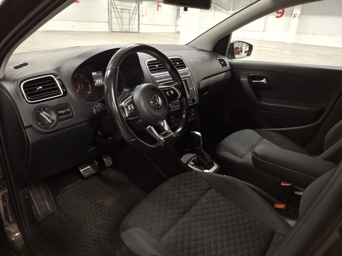 Купить Volkswagen Polo V Рестайлинг, 2018, 101 481 км, фото №16