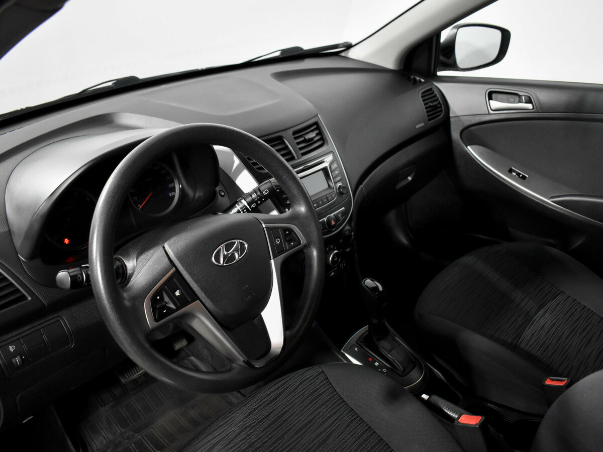 Купить Hyundai Solaris I Рестайлинг, 2015, 146 674 км, фото №9