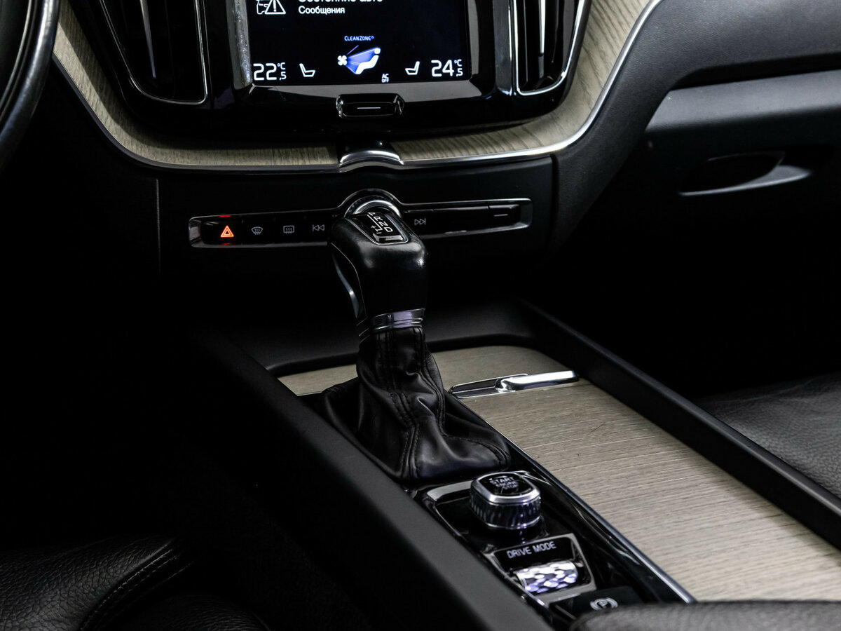 Купить Volvo XC60 II, 2019, 145 580 км, фото №9