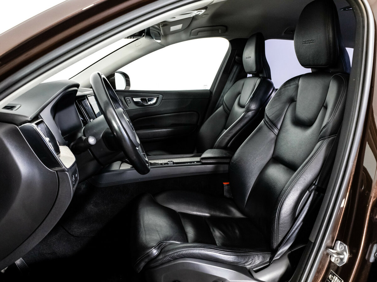 Купить Volvo XC60 II, 2019, 145 580 км, фото №16