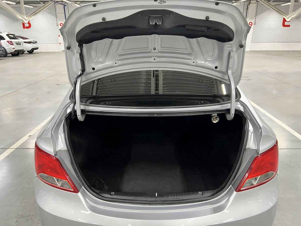 Купить Hyundai Solaris I Рестайлинг, 2015, 104 402 км, фото №10