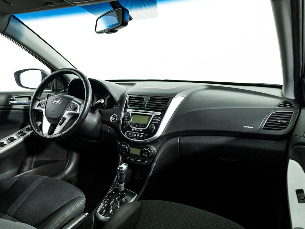 Купить Hyundai Solaris I, 2012, 207 010 км, фото №9