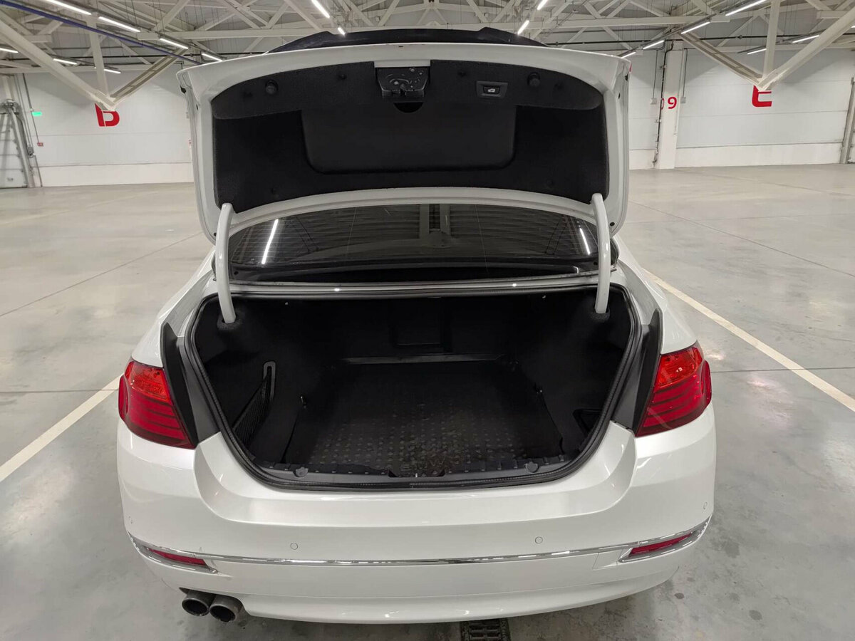 Купить BMW 5 серии 530d xDrive VI (F10/F11/F07) Рестайлинг, 2016, 211 670 км, фото №10