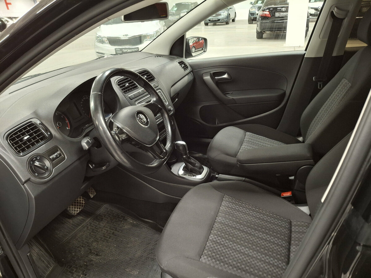Купить Volkswagen Polo V Рестайлинг, 2017, 86 113 км, фото №16