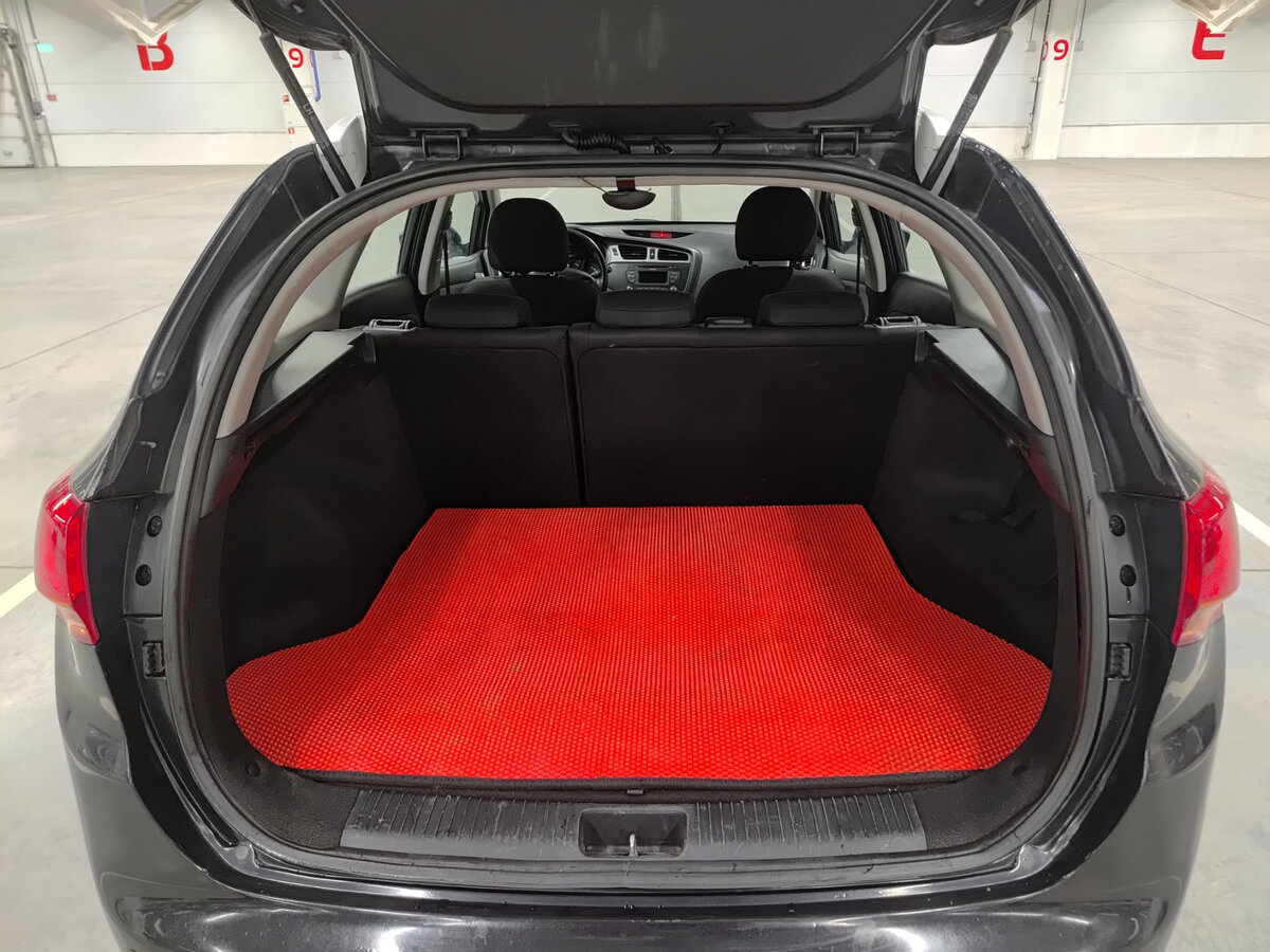 Купить Kia Ceed II, 2013, 152 874 км, фото №9